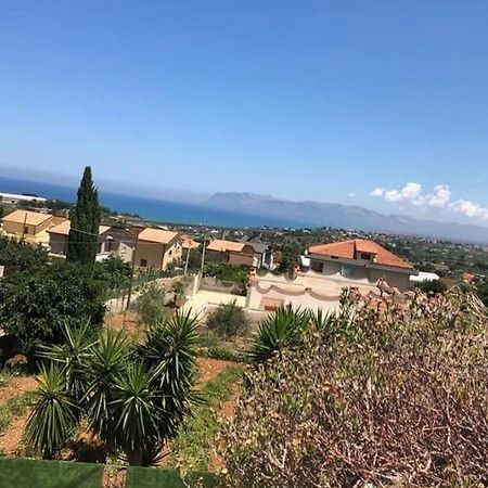 Appartamento In Villa Splendente Castellammare del Golfo Exterior foto
